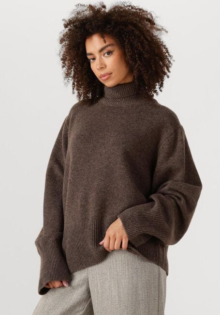 Cozy Chunky Knit Sweater