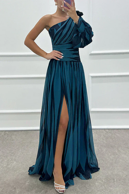 Shiloh - Elegant Striped Maxi Dress with One Shoulder