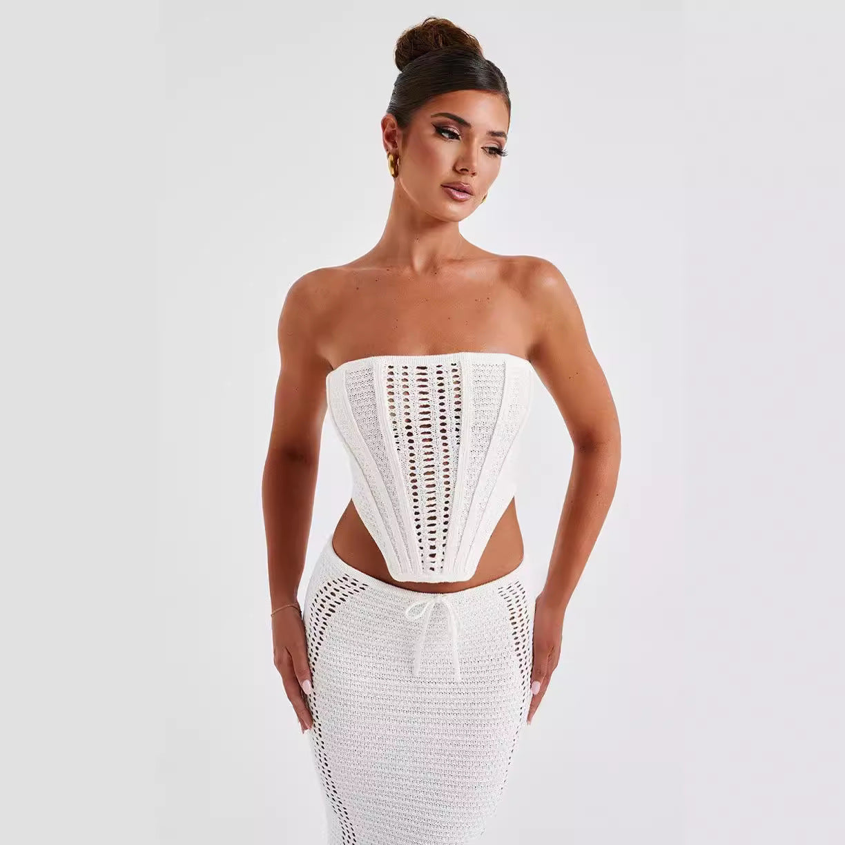 Luna Knit Set – Backless Chic Elegance