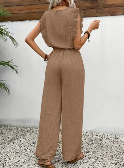 LaceLuxe™ Two-Piece Set – Elegance in Every Detail