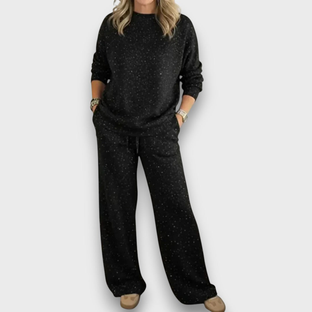 Larea – Relaxed Two-Piece Lounge Set